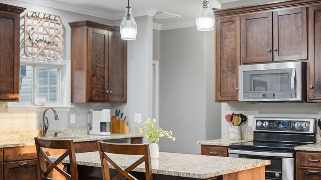 417 S Mcdonald Road, Mcdonald, TN 37353