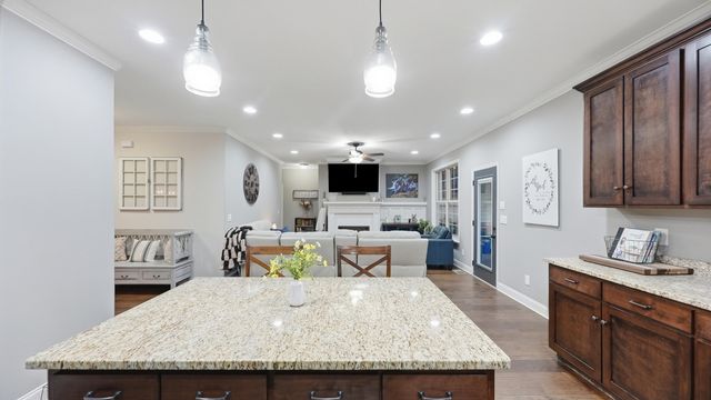 417 S Mcdonald Road, Mcdonald, TN 37353