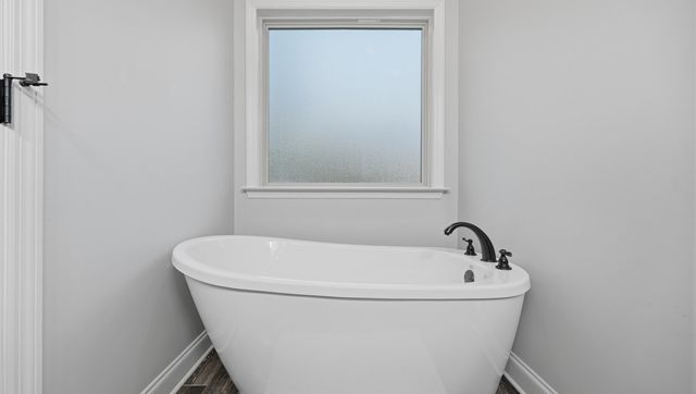 417 S Mcdonald Road, Mcdonald, TN 37353