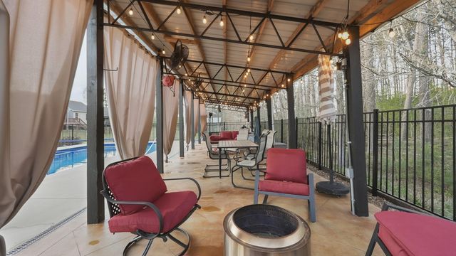 417 S Mcdonald Road, Mcdonald, TN 37353