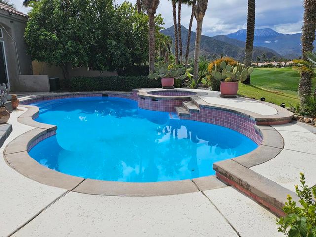 50345 Grand Traverse Avenue, La Quinta, CA 92253