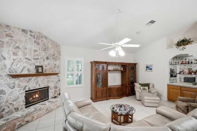 2305 Winding Creek Lane, Fort Pierce, FL 34981