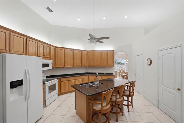 2305 Winding Creek Lane, Fort Pierce, FL 34981