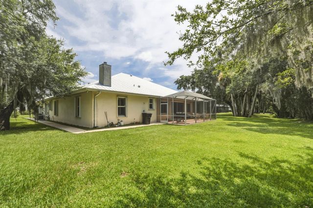 2305 Winding Creek Lane, Fort Pierce, FL 34981