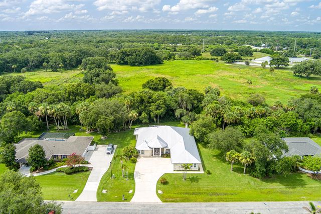 2305 Winding Creek Lane, Fort Pierce, FL 34981