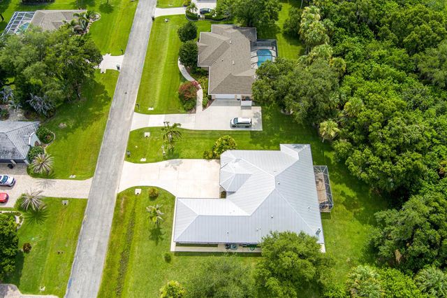 2305 Winding Creek Lane, Fort Pierce, FL 34981