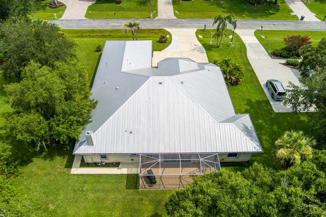 2305 Winding Creek Lane, Fort Pierce, FL 34981