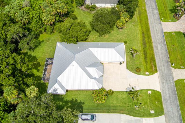 2305 Winding Creek Lane, Fort Pierce, FL 34981
