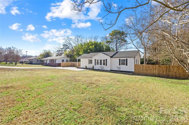 1319 Mt Gallant Road, Rock Hill, SC 29732