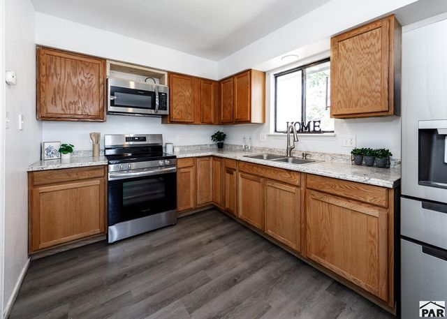 801 Box Elder St, Pueblo, CO 81004