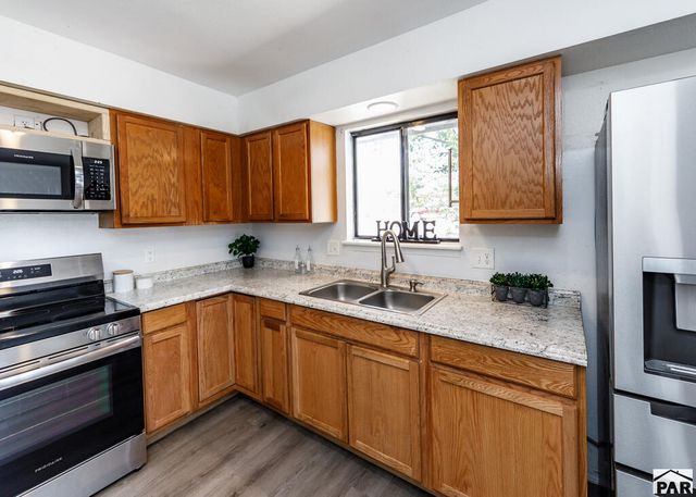 801 Box Elder St, Pueblo, CO 81004