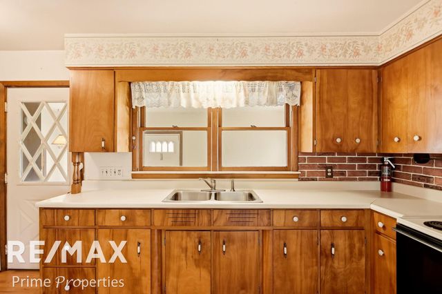5154 Hess Road, Saginaw, MI 48601