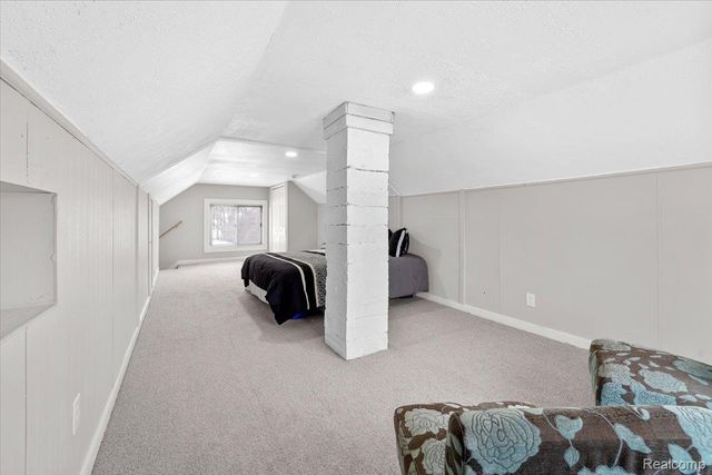 30619 Maplewood Street, Garden City, MI 48135