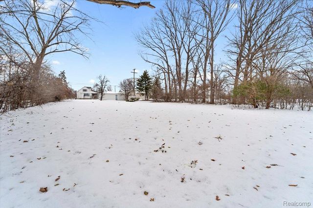 30619 Maplewood Street, Garden City, MI 48135