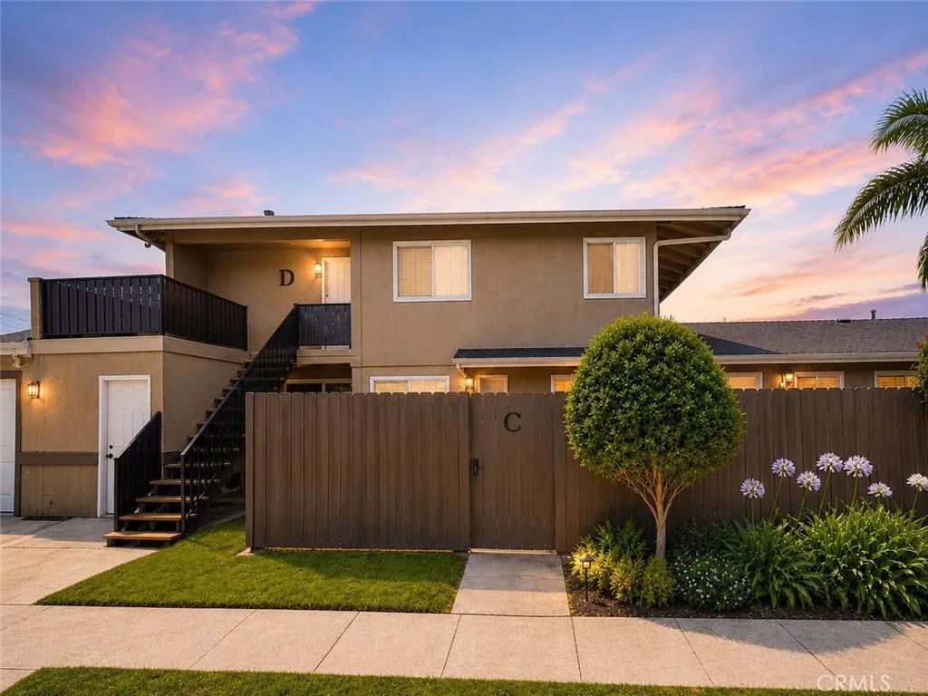 17092 Emerald E, Huntington Beach, CA 92647