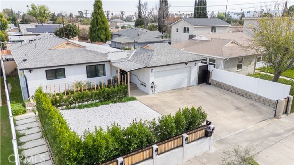 7410 Cozycroft Avenue, Winnetka (los Angeles), CA 91306