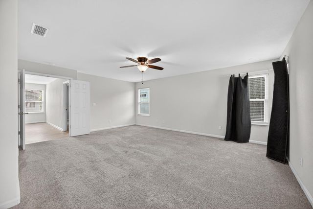 27 Blue Fern Ct, Sacramento, CA 95833