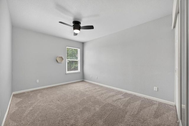 27 Blue Fern Ct, Sacramento, CA 95833