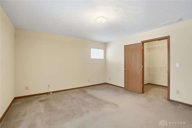 1711 Pinehurst Drive, Springfield, OH 45502