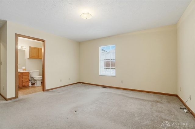 1711 Pinehurst Drive, Springfield, OH 45502