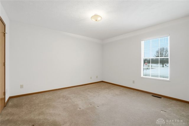 1711 Pinehurst Drive, Springfield, OH 45502