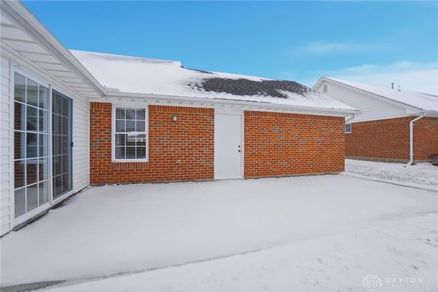 1711 Pinehurst Drive, Springfield, OH 45502