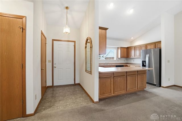 1711 Pinehurst Drive, Springfield, OH 45502