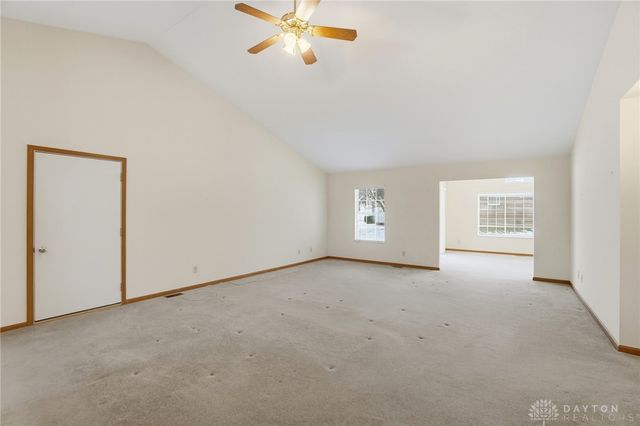 1711 Pinehurst Drive, Springfield, OH 45502