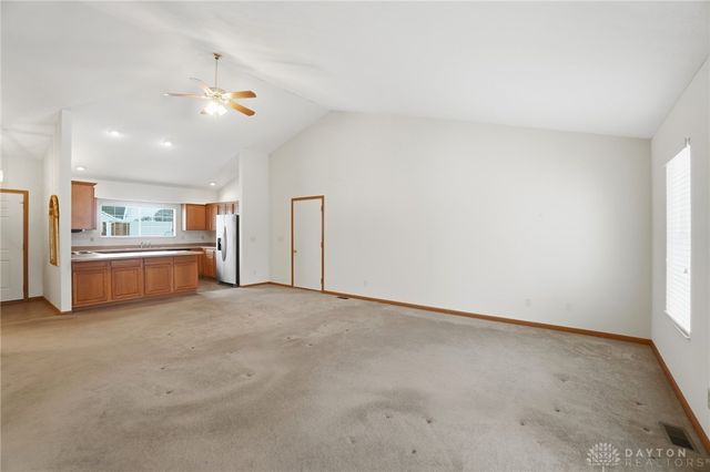 1711 Pinehurst Drive, Springfield, OH 45502