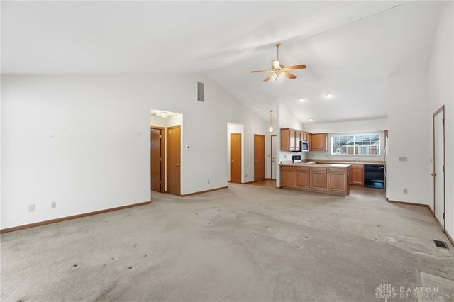 1711 Pinehurst Drive, Springfield, OH 45502