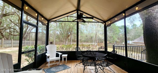 25076 Magnolia Boulevard, Pass Christian, MS 39571