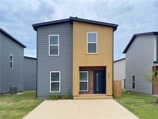 900 States Avenue, Bentonville, AR 72713