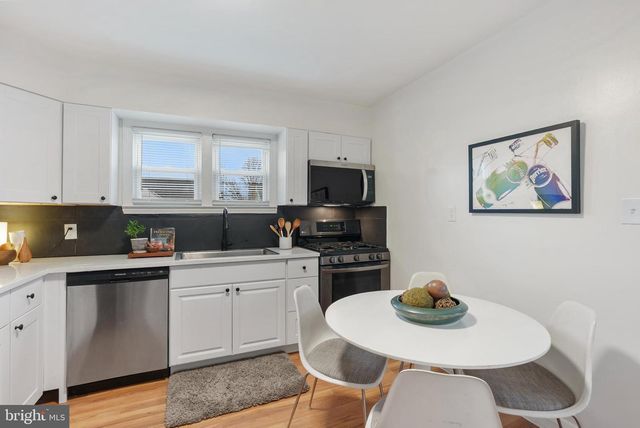 8504 JAMES AVE, Baltimore, MD 21234