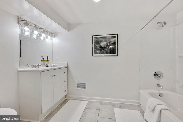 8504 JAMES AVE, Baltimore, MD 21234