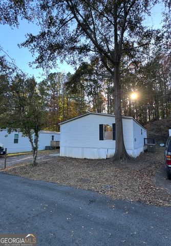 53 Poole Circle, Ellenwood, GA 30294