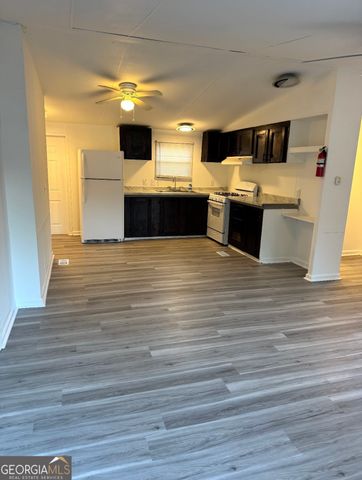 53 Poole Circle, Ellenwood, GA 30294