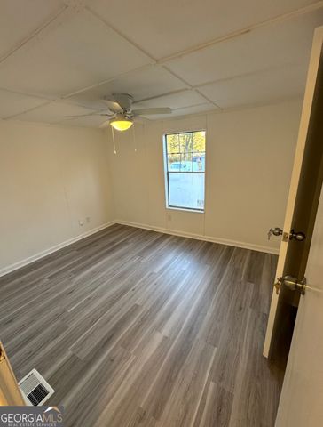 53 Poole Circle, Ellenwood, GA 30294