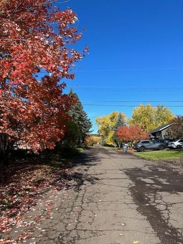 5030 Idlewild Street, Duluth, MN 55804