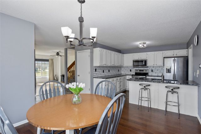 85 SE Melrose Drive, Waukee, IA 50263