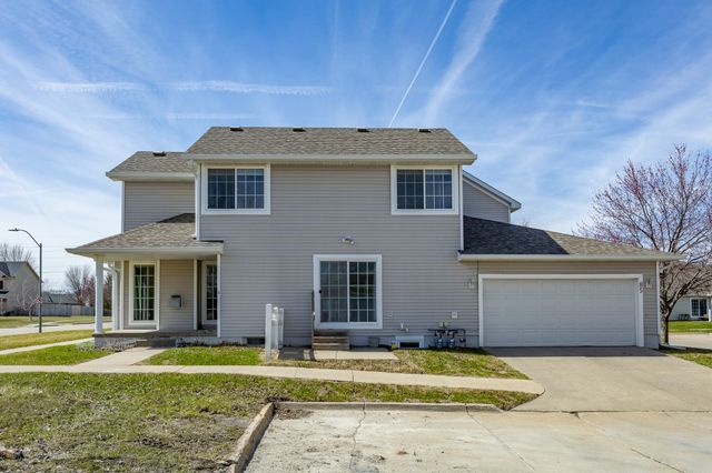 85 SE Melrose Drive, Waukee, IA 50263