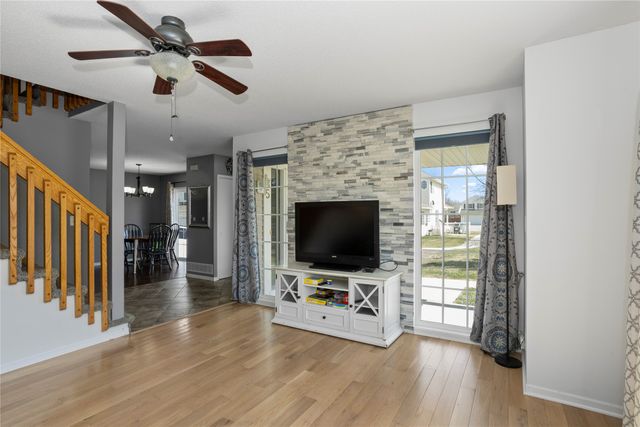 85 SE Melrose Drive, Waukee, IA 50263