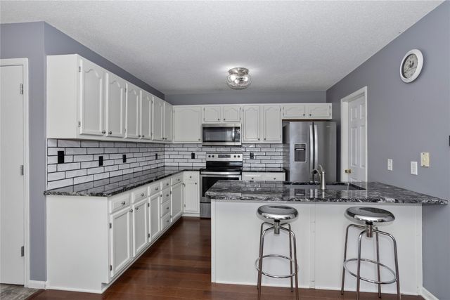 85 SE Melrose Drive, Waukee, IA 50263