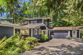 11925 Manzanita Lane NE, Bainbridge Island, WA 98110