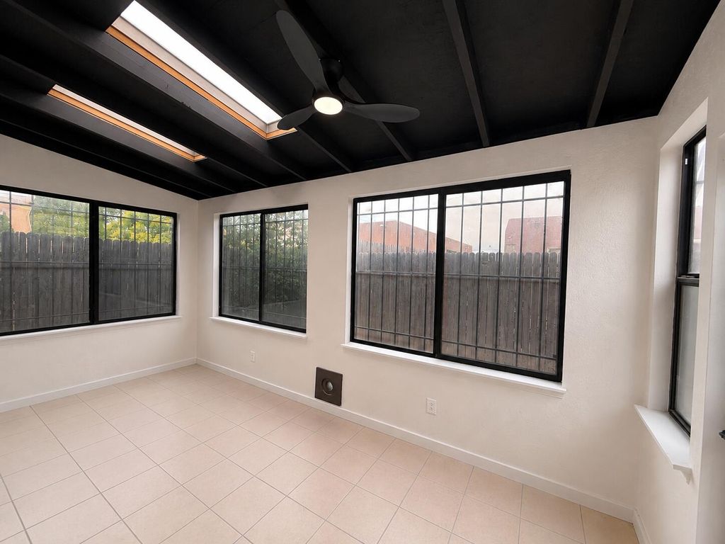Image 23 of property listing at 6049 Namath Avenue NW, Albuquerque, NM 87120
