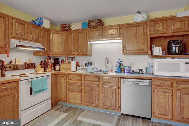 1557 BRECHBILL RD, Chambersburg, PA 17202