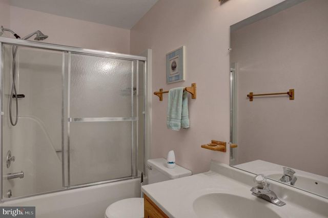 1557 BRECHBILL RD, Chambersburg, PA 17202