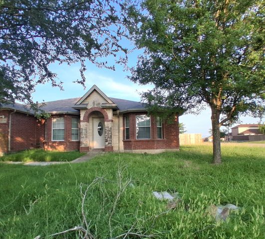 1200 Hampton Drive, Forney, TX 75126