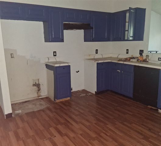 1200 Hampton Drive, Forney, TX 75126