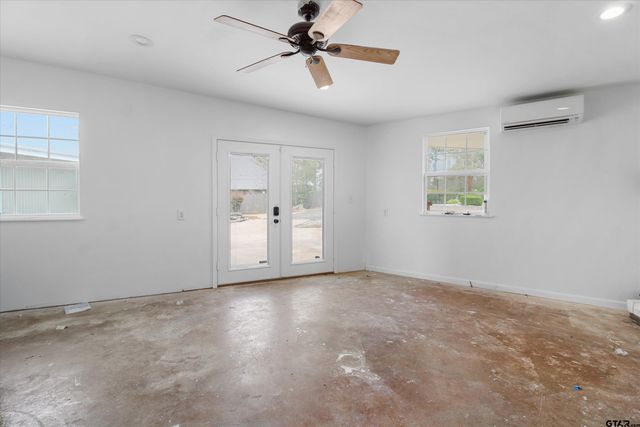 2105 Cardinal Circle, Jacksonville, TX 75766