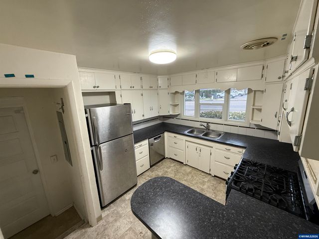 3705 Cherry Av NE, Keizer, OR 97303